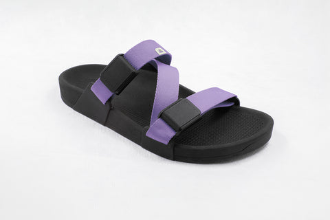 ESSENTIALS Sandalen