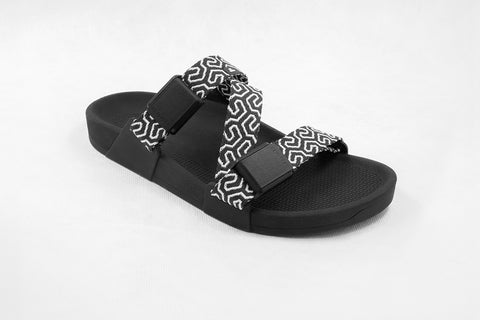 MAZE.GRID Sandalen