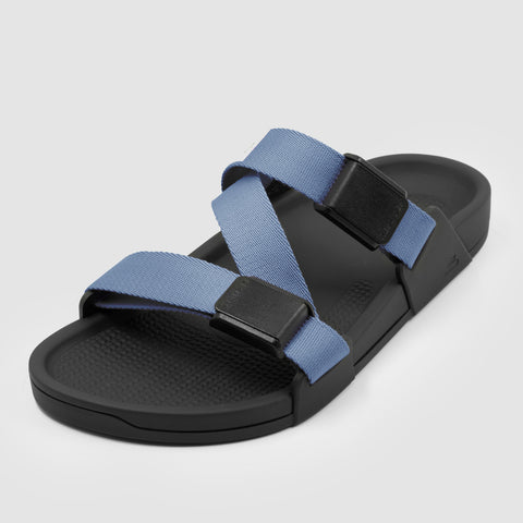 ESSENTIALS Sandalen