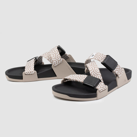 KA.NOH Edition Sandalen