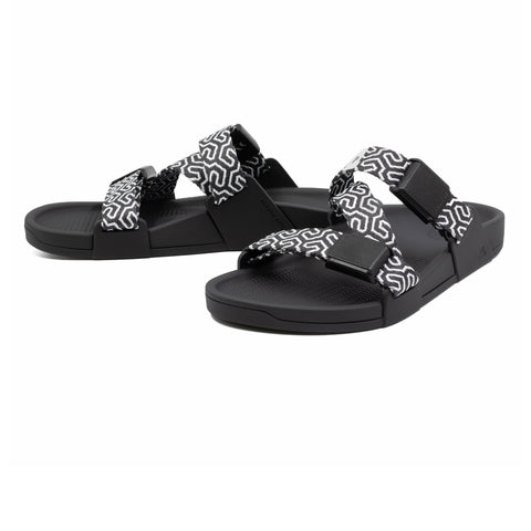 MAZE.GRID Sandalen - Schwarz