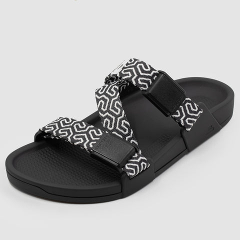 MAZE.GRID Sandalen